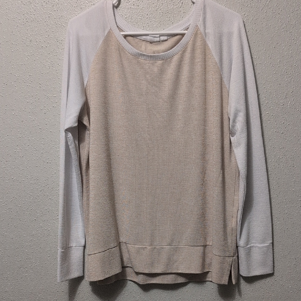 GAP Ivory and White Knit Top